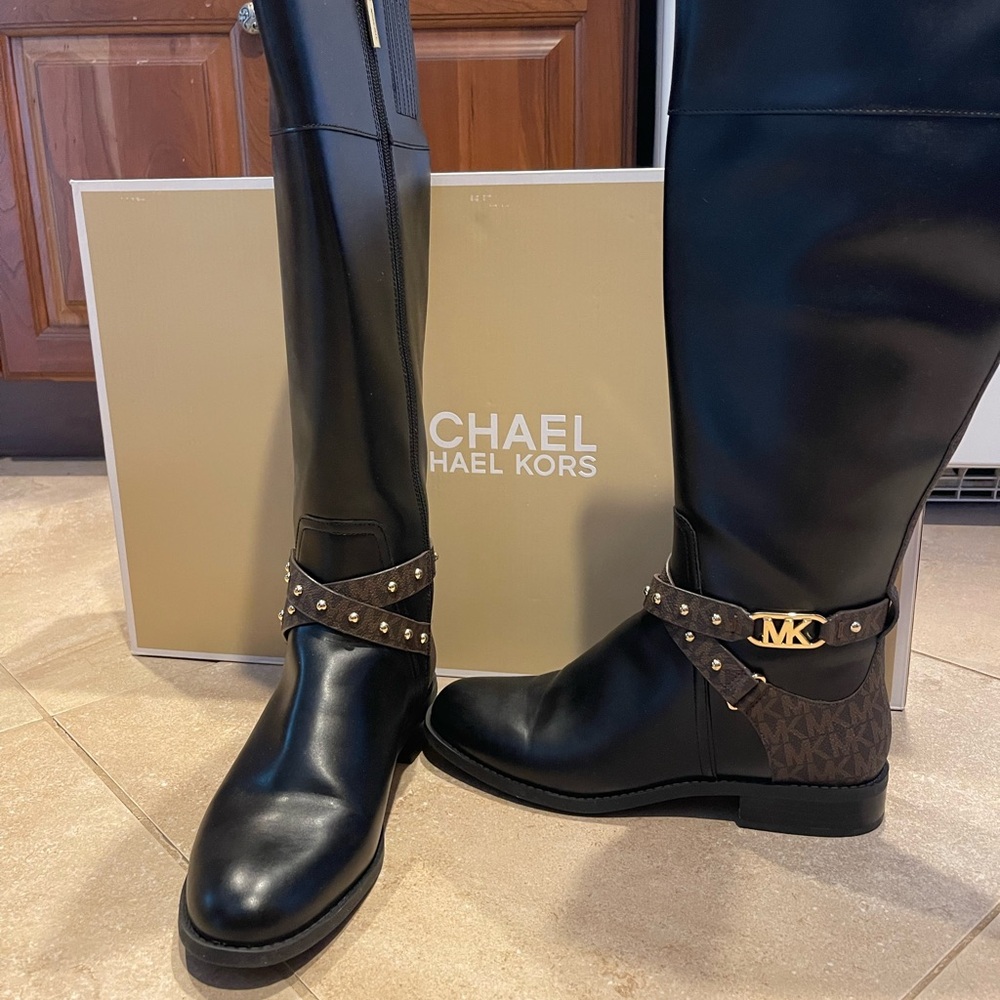 Michael Kors Black and Brown Womens Kincaid Riding Boots